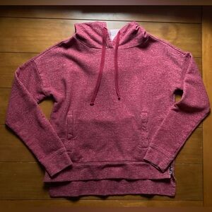 Pact Hoodie Sweatshirt with Zippered Split Hem in Heathered Red. Large